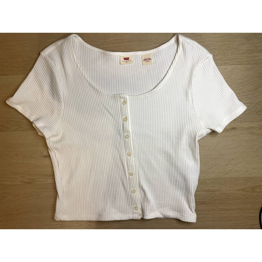LEVIS SHORT SLEEVE RACH TOP size XL - Picture 2 of 4